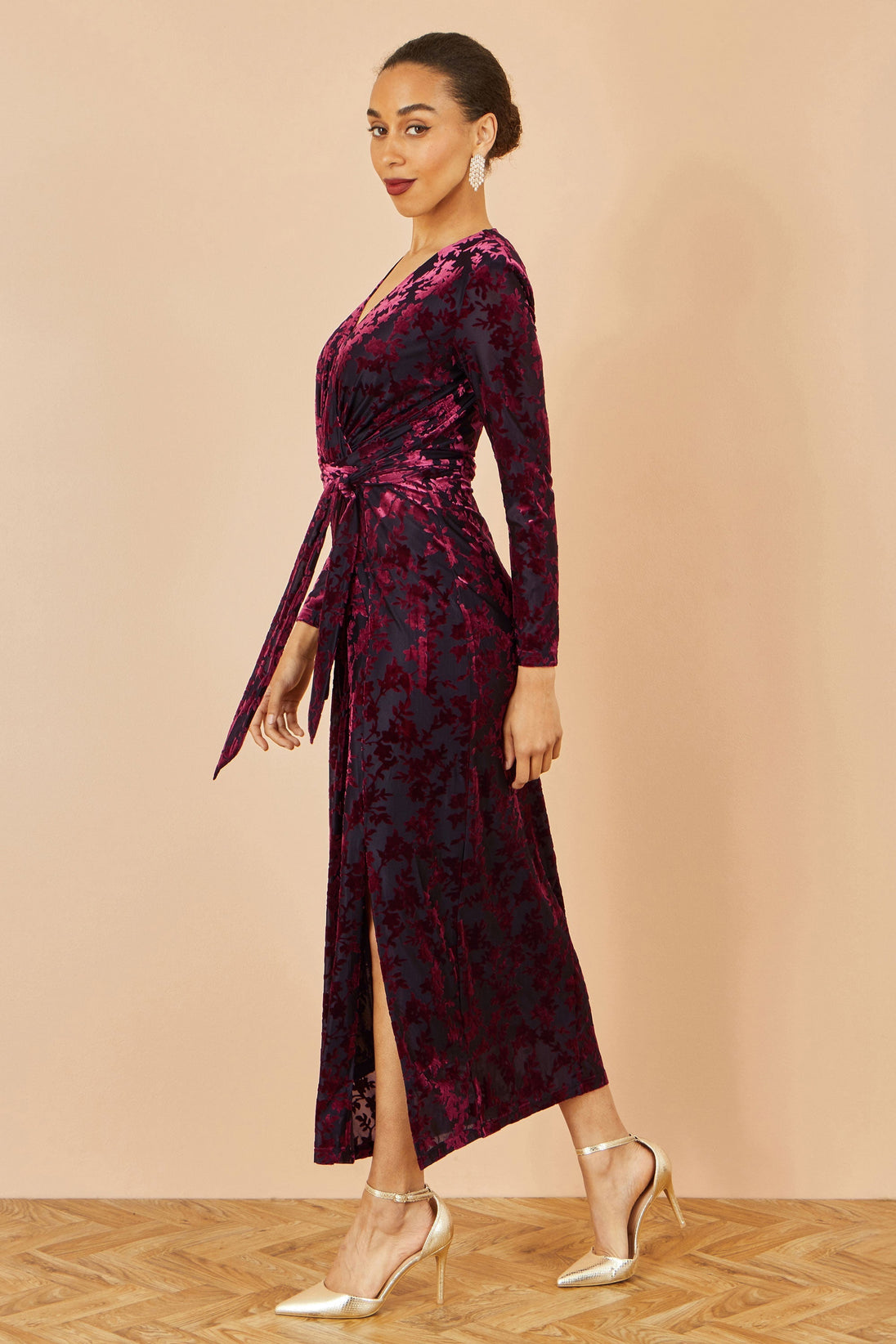 Yumi Burgundy Velour Stretch Midi Dress With Long Sleeves Yumi