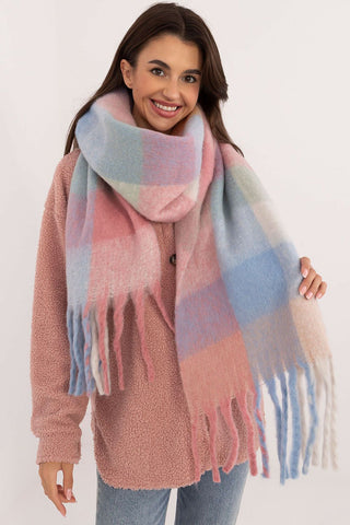  Shawl model 203178 AT 