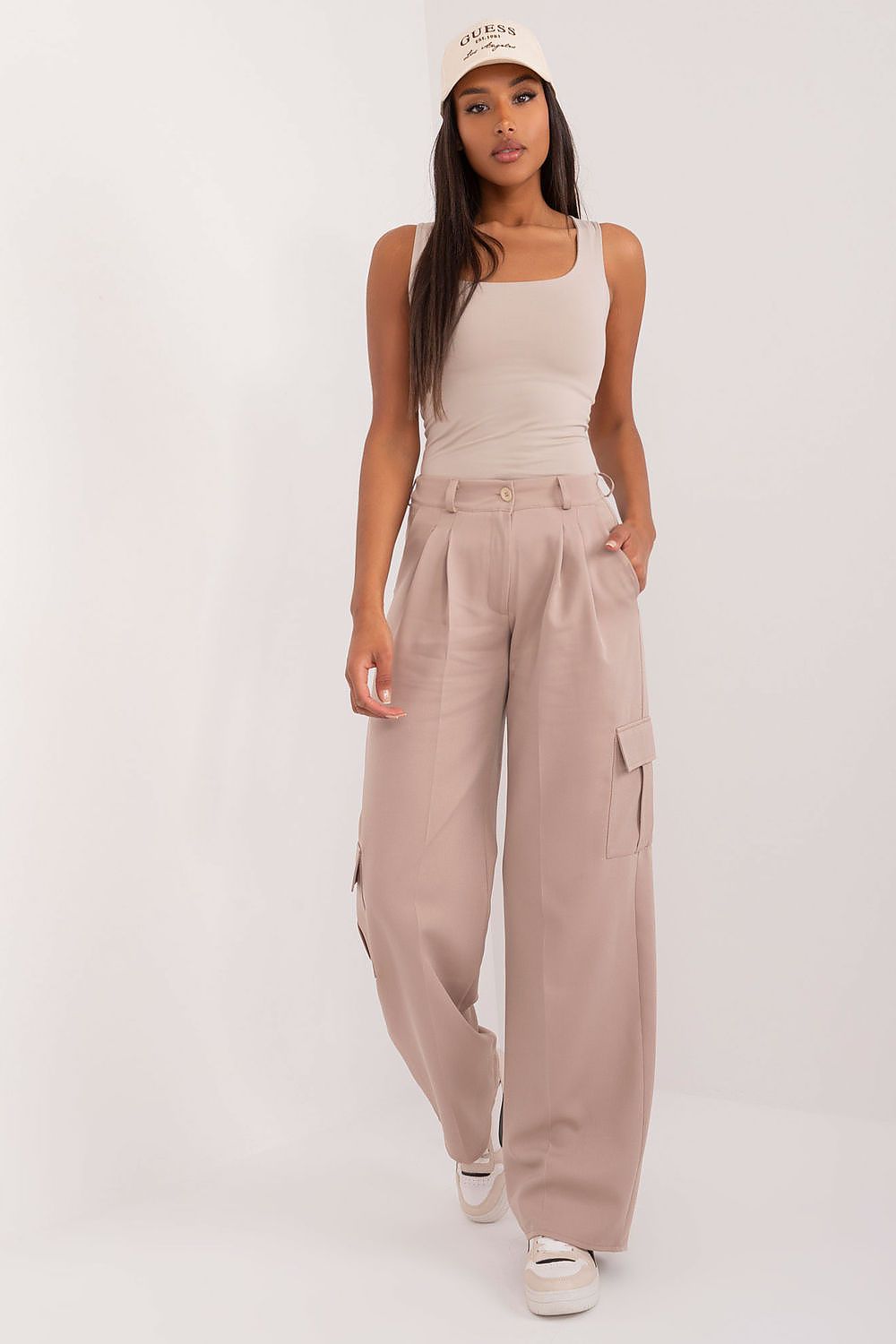  Women trousers model 206619 Lakerta 