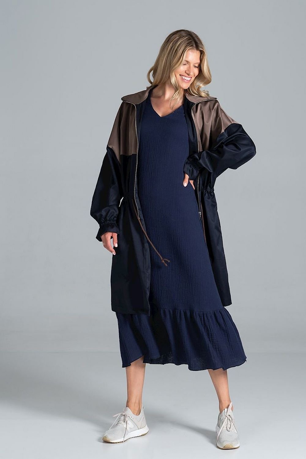  Coat model 157553 Figl 